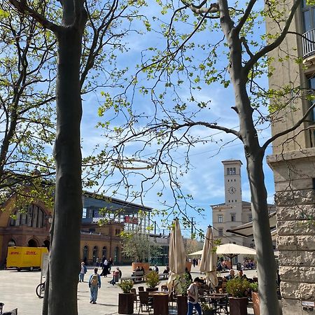 Eiwelhome - Stilvoll, Urban-Ruhig Schlafen, Bahnhofsnah, Balkon Erfurt Luaran gambar