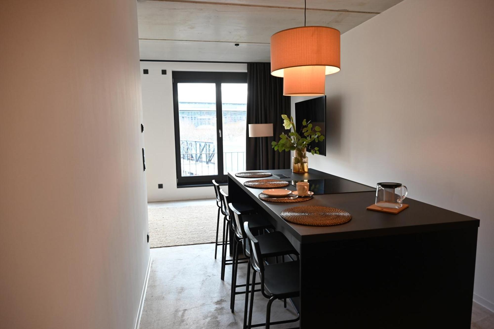Eiwelhome - Stilvoll, Urban-Ruhig Schlafen, Bahnhofsnah, Balkon Erfurt Luaran gambar