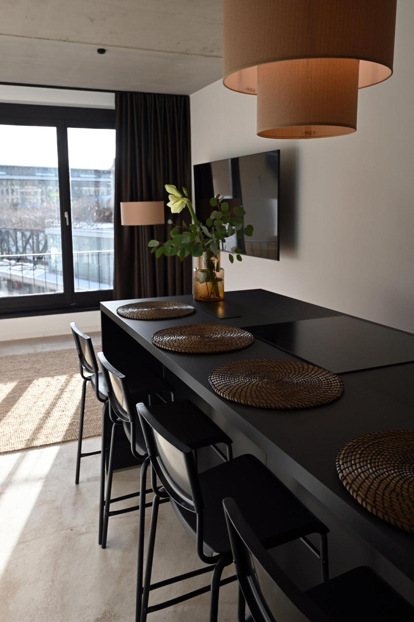 Eiwelhome - Stilvoll, Urban-Ruhig Schlafen, Bahnhofsnah, Balkon Erfurt Luaran gambar